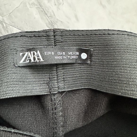 Zara Short Ribbed Leggings - Picture 5 of 6